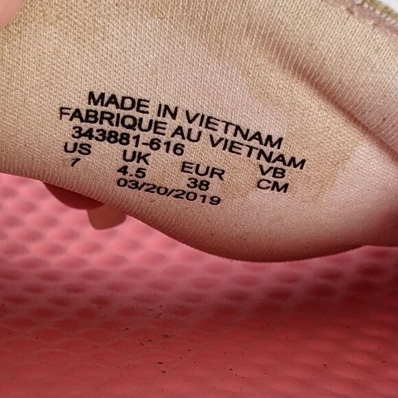 Nike Benassi "Just Do It" Slides Sandals - Picture 7 of 9